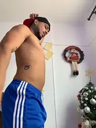 DeimonOficial webcam model stream image