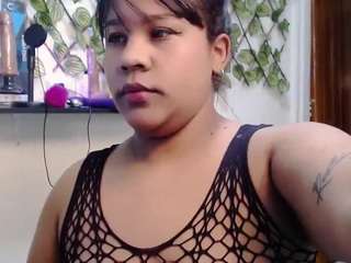 alisonosbourne webcam model stream image