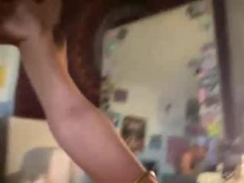 izzyxoxo8 webcam model stream image
