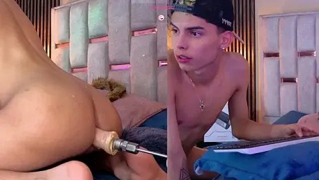 sky_jules webcam stripchat model stream image