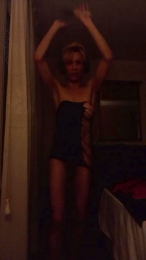 Laryssavi webcam model stream image