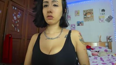 Cristal_luna webcam model stream image