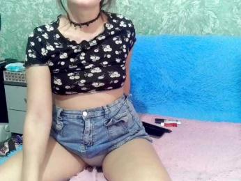 KamilaVL webcam model stream image