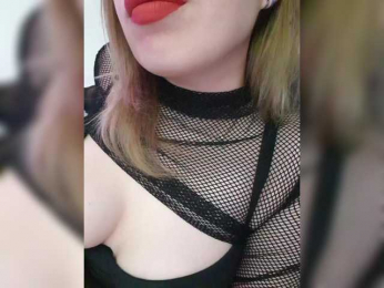 _ElaIzzza webcam model stream image
