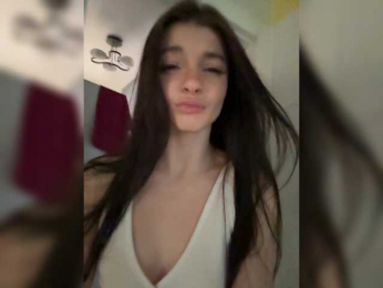shottup webcam model stream image