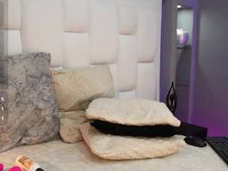 cutearii webcam model stream image