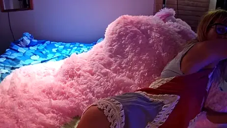 LunaNatural webcam stripchat model stream image