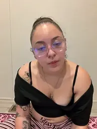 Mamachulita webcam stripchat model stream image