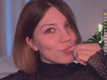 queen-of-tease webcam model stream image