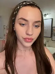 Camilla_Railian webcam model stream image