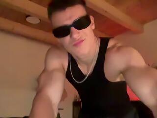 Sean Mendes webcam model stream image