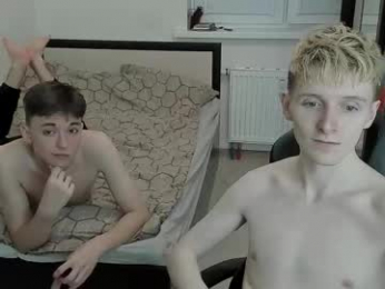 ithan_red webcam model stream image
