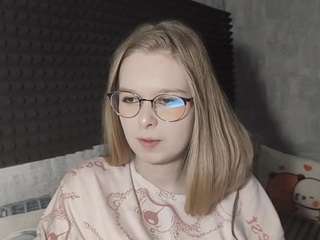 keshiavondracek webcam camsoda model stream image