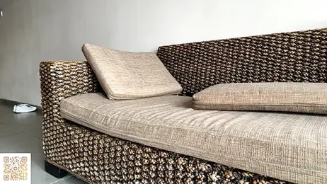 LezlieGreet webcam model stream image