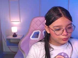 lilly-1948 webcam model stream image