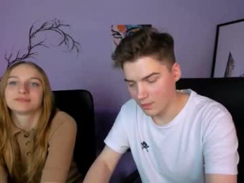 bella_cute12 webcam model stream image