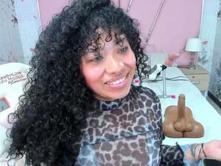 safiro-agata webcam model stream image