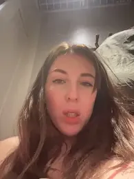 MommmyYummy webcam model stream image