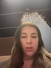 MommmyYummy webcam model stream image