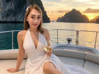 MiyakaHitomi webcam livejasmin model stream image