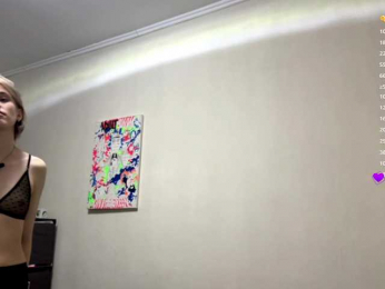 DeloiseChuta webcam model stream image