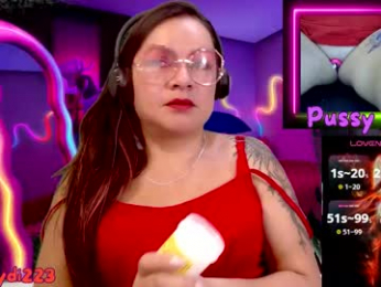 leidycrstnch21 webcam model stream image
