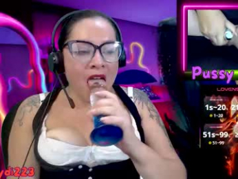 leidycrstnch21 webcam model stream image
