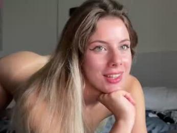 evymiuu webcam chaturbate model stream image
