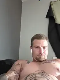DadDDick925 webcam stripchat model stream image