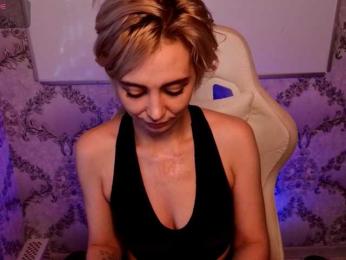 BlondIce webcam bongacams model stream image
