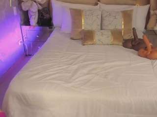 luisabaker webcam model stream image