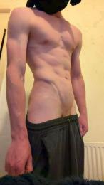 GymBuilt webcam cam4 model stream image
