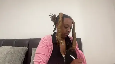 ChocolateCakeQueen webcam model stream image