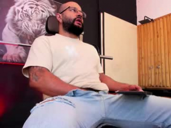 luke__09 webcam model stream image