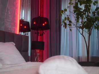 EvaFashionista webcam model stream image