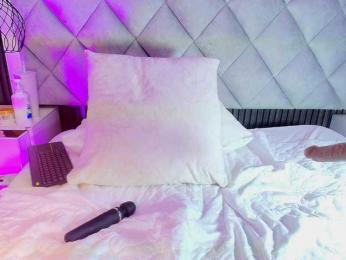 Sara-Channel webcam bongacams model stream image