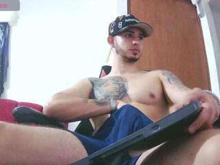 Enzo Blake webcam preview