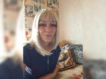 krisred webcam model stream image