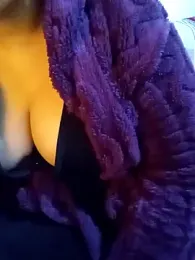 Queen-maha webcam model stream image