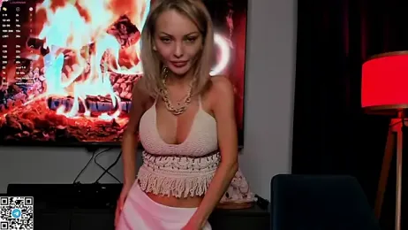 CwenFarthing webcam model stream image
