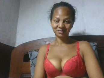 Selvidam webcam bongacams model stream image