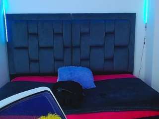 bladesensual webcam model stream image