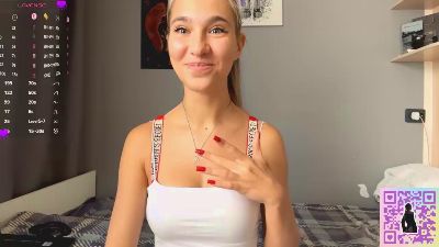 AdinaMarcoux webcam model stream image