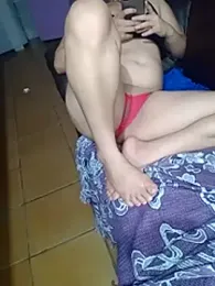 Millyhsantos webcam model stream image