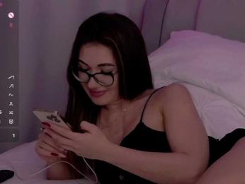 IvyyXOXO webcam model stream image
