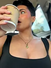 LukeLouHarvey webcam model stream image