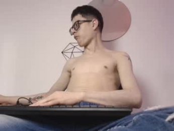 wolfan_sky webcam model stream image