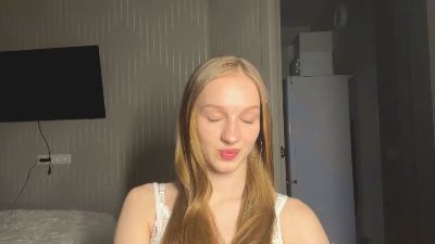 AshleaGiardini webcam model stream image