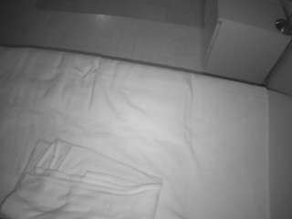 voyeurcam-julmodels-greybed-2 webcam camsoda model stream image