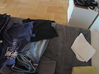 voyeurcam-julmodels-greybed-2 webcam model stream image